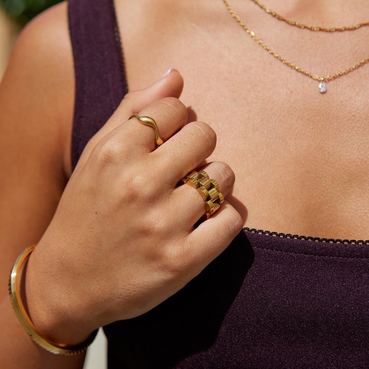 Soleil Wave Ring
