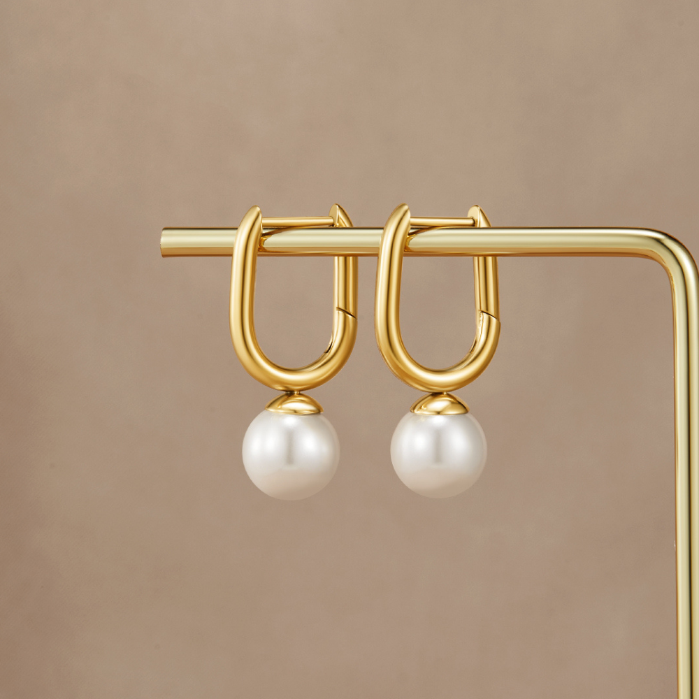 Amélie Pearl Drop Earrings