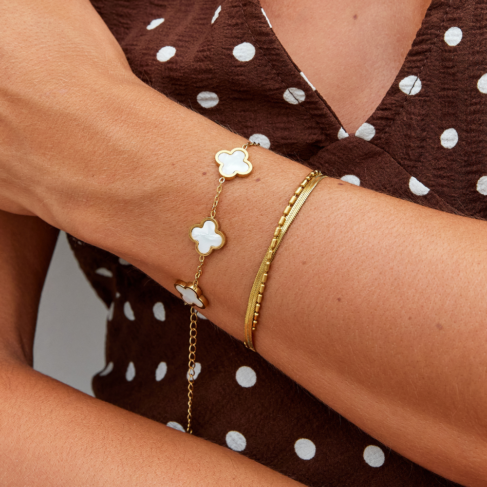 Lucienne Shell Clover
