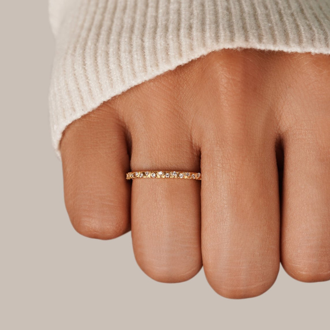 Lumière Crystal Band Ring