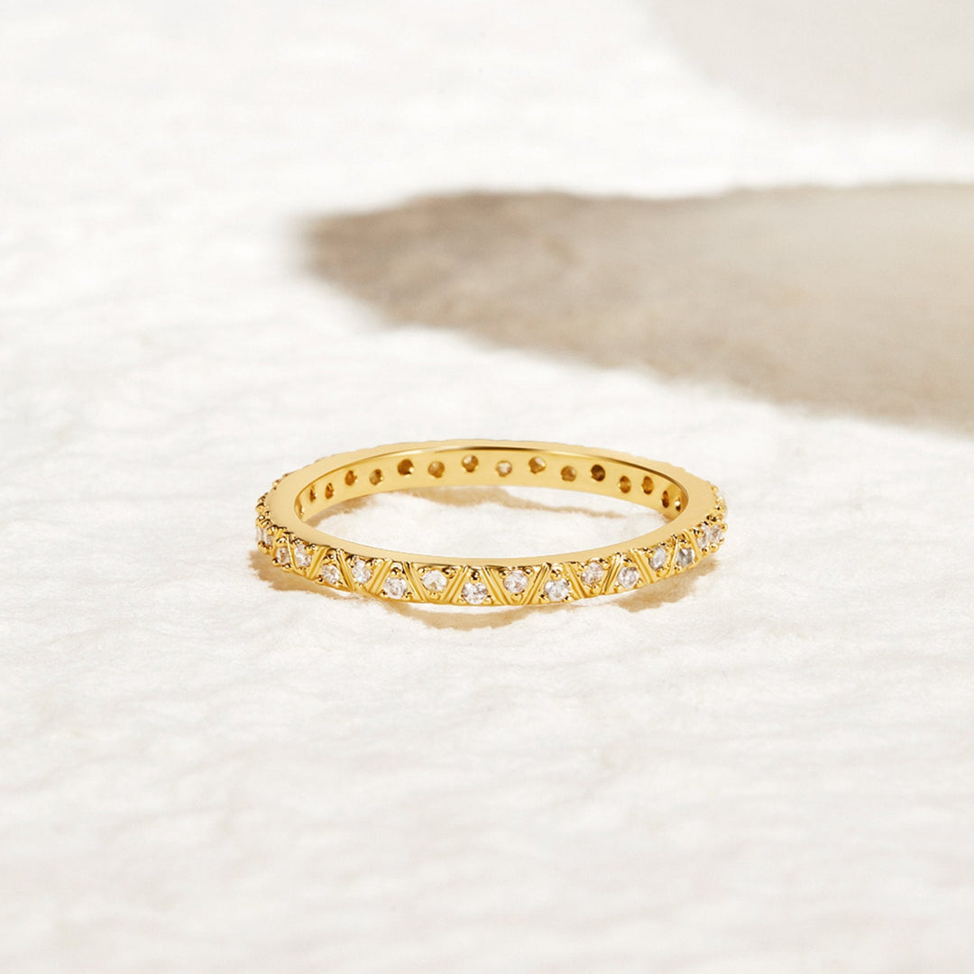 Lumière Crystal Band Ring