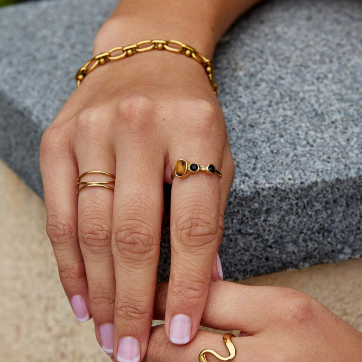 Amber Noir Orbit Ring