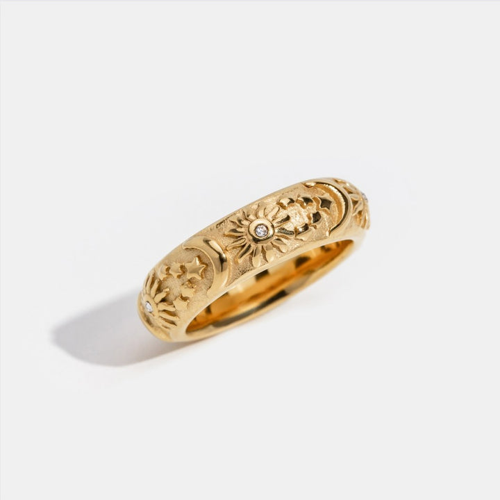 Celeste Soleil Ring