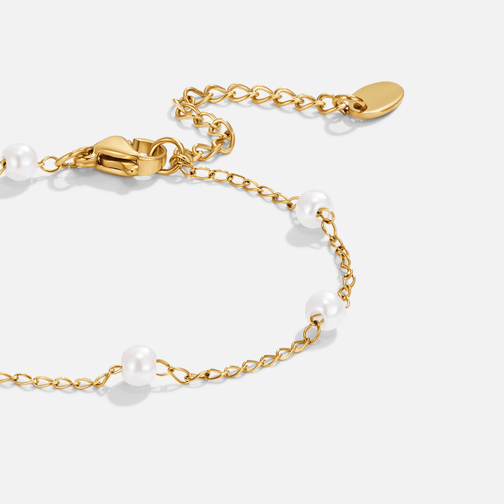 Annelise Pearl Bracelet