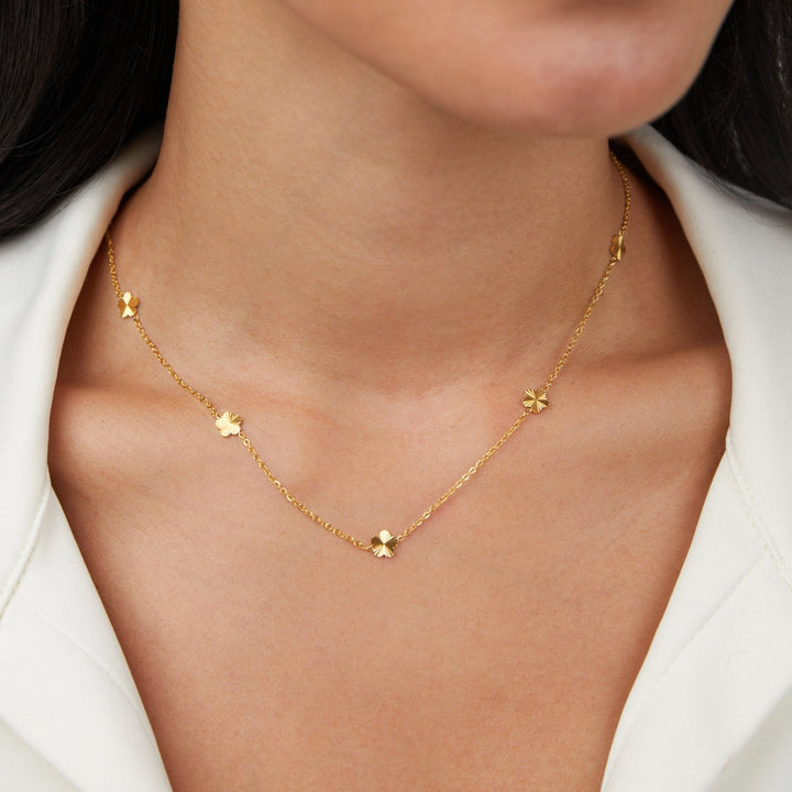 Élise Bloom Necklace