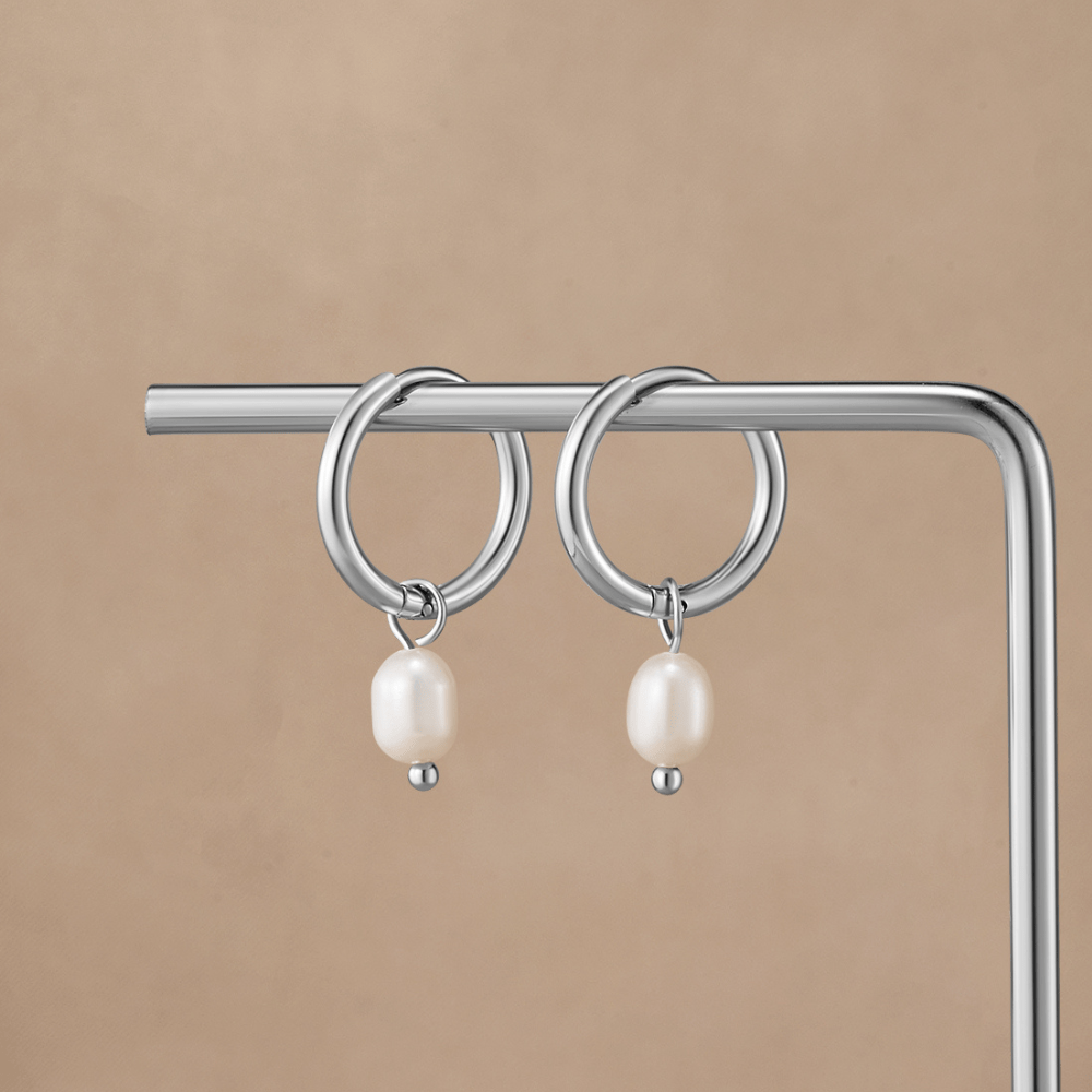 Clémence Pearl Hoop Earrings