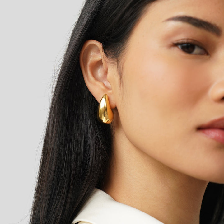 Solène Drop Earrings