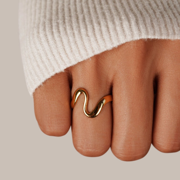 Serena Gold Wave Ring