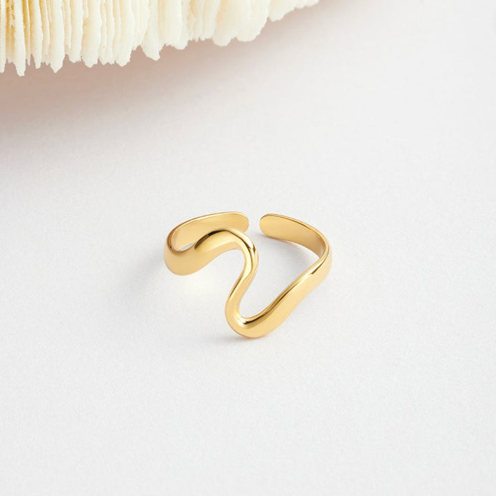 Serena Gold Wave Ring