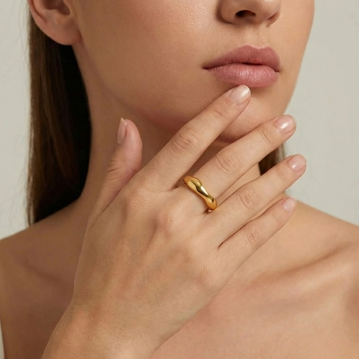 Luna Wave Ring