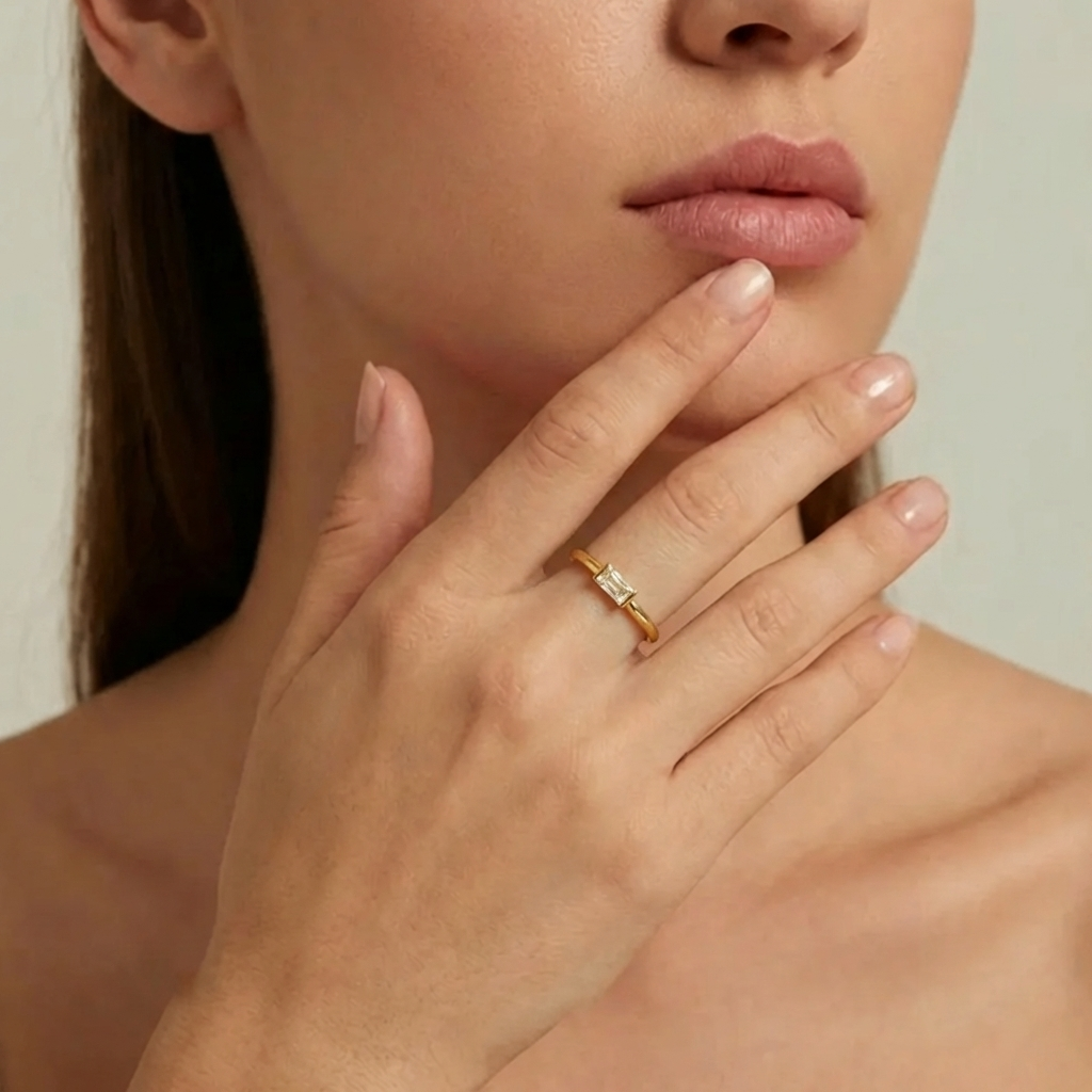 Elara Crystal Ring
