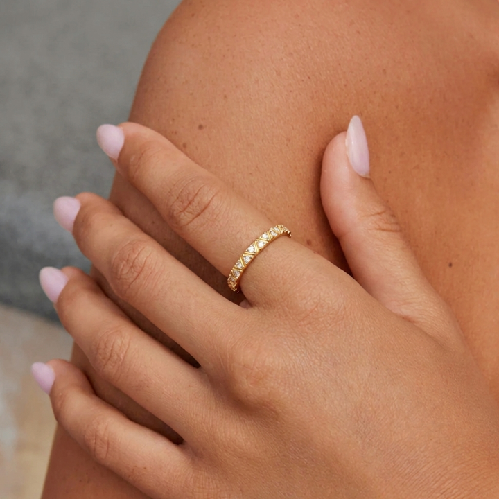 Lumière Crystal Band Ring