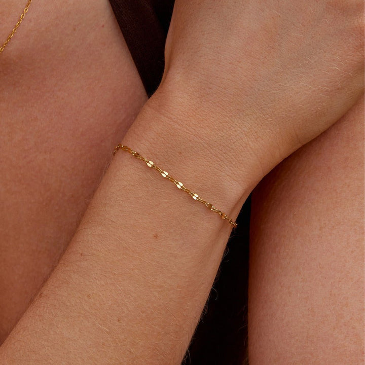 Elodie Dainty Chain Bracelet
