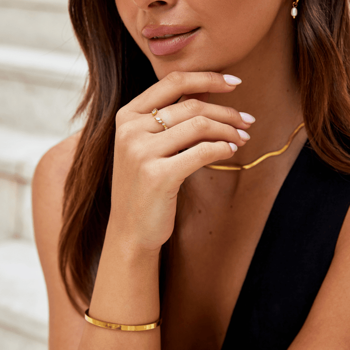 Lily Crystal Vine Ring