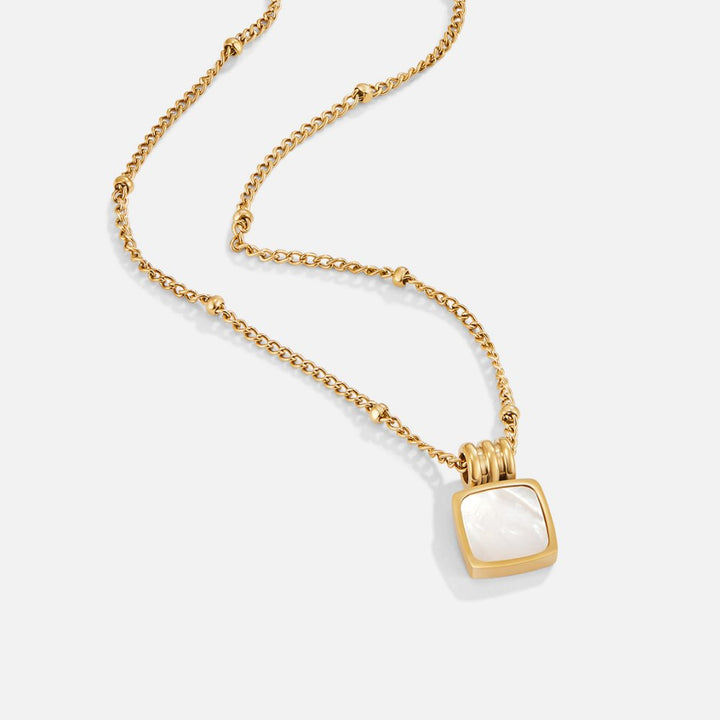 Elowen Shell Pendant Necklace