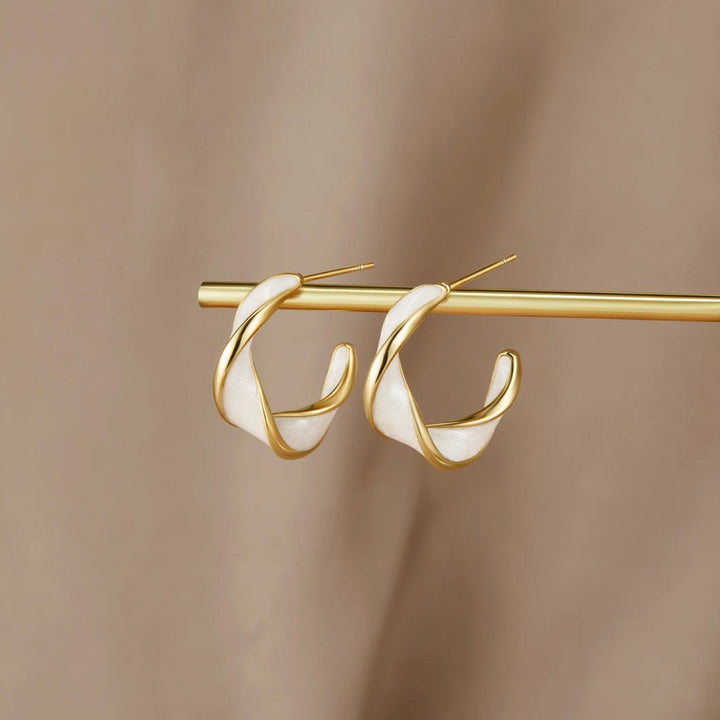 Annelise Pearl Twist Hoop Earrings
