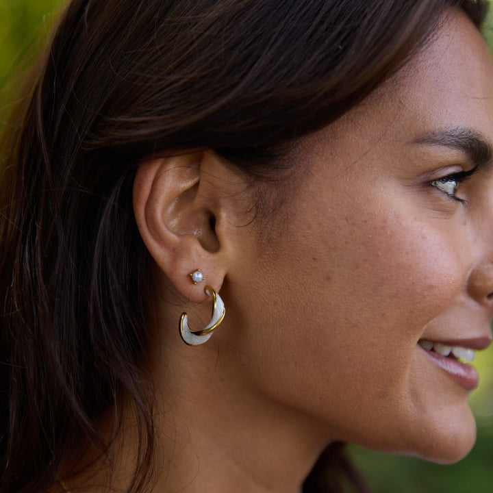 Annelise Pearl Twist Hoop Earrings