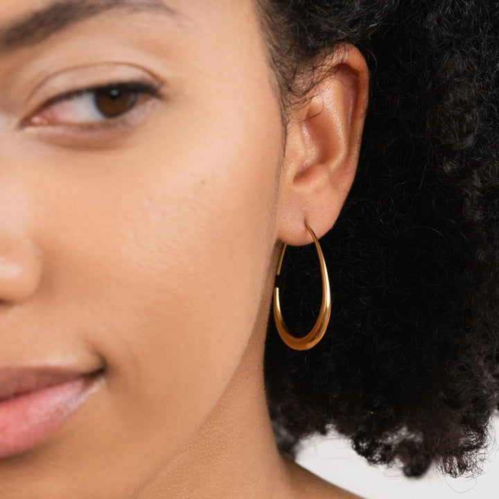 Céleste Open Hoop Earrings