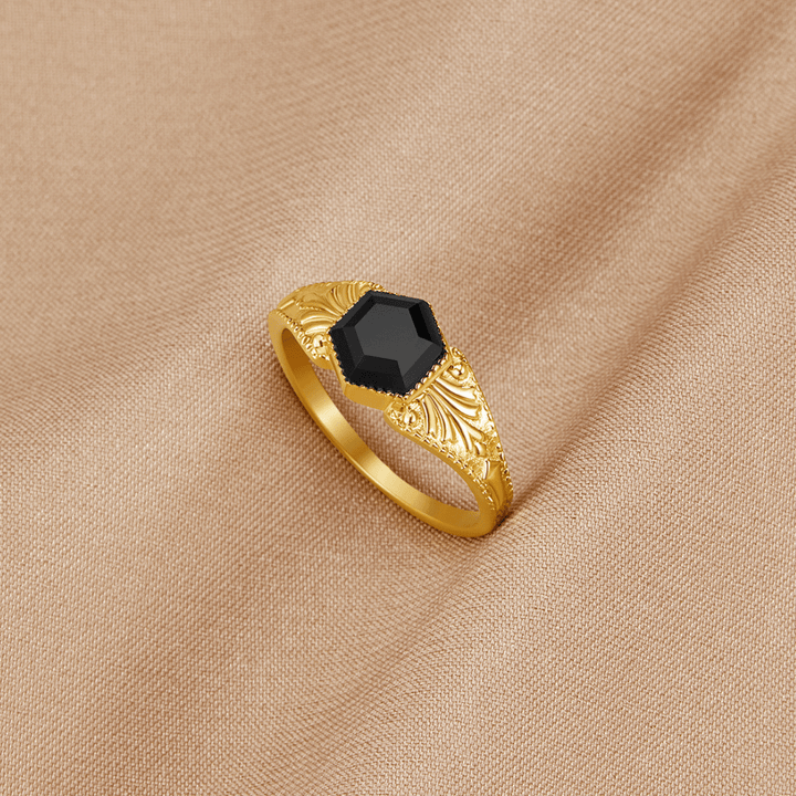 Noir Heirloom Ring
