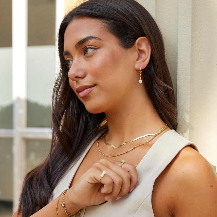 Élise Pearl Cascade Hoop Earrings