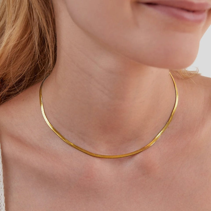 Aurélie Herringbone Necklace