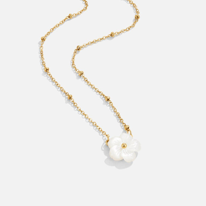 Amélie Shell Necklace